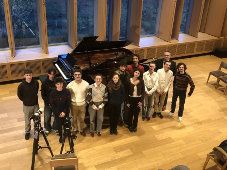 B1989EF8-FFDC-4541-925E-3C7EC6F89D9F_1_105_c