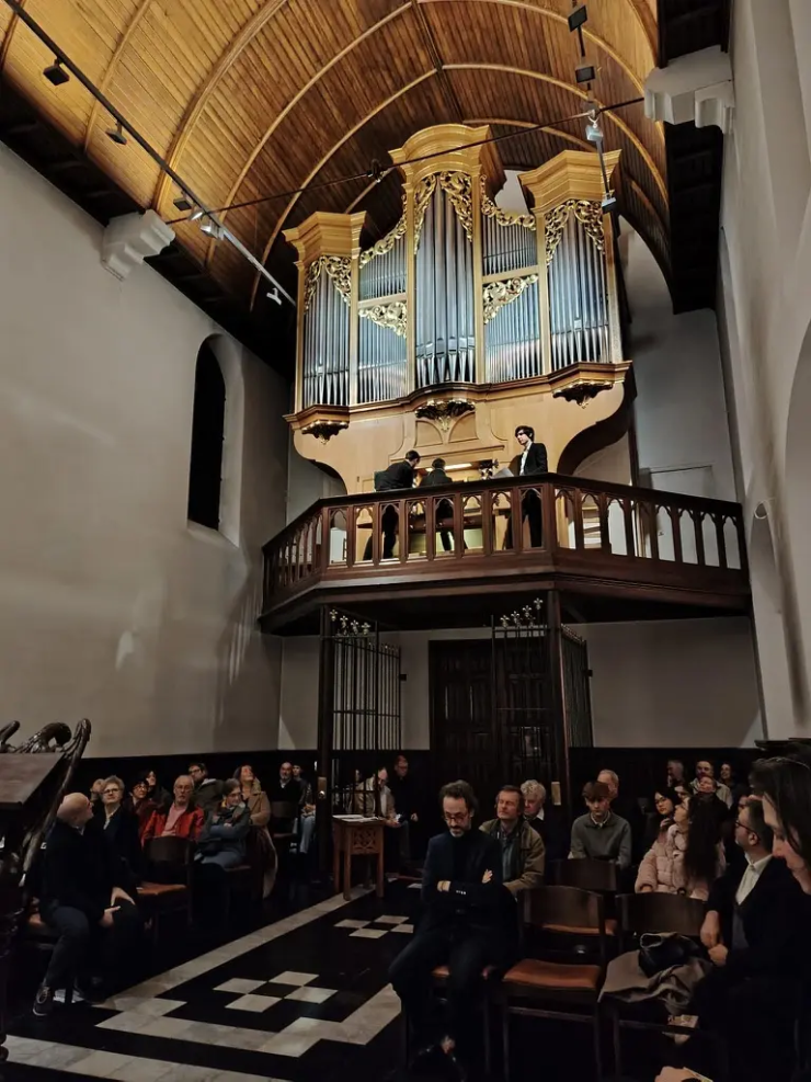 CEBC2ECF-383D-42C7-953A-4AA8BB0F405D_1_105_c