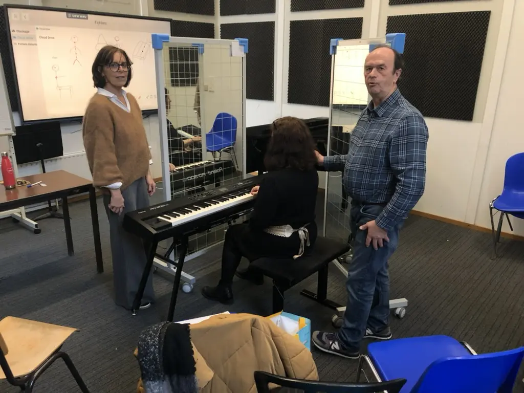 D297CC8F-71A9-4C69-850E-90C734DBF2FC_1_105_c