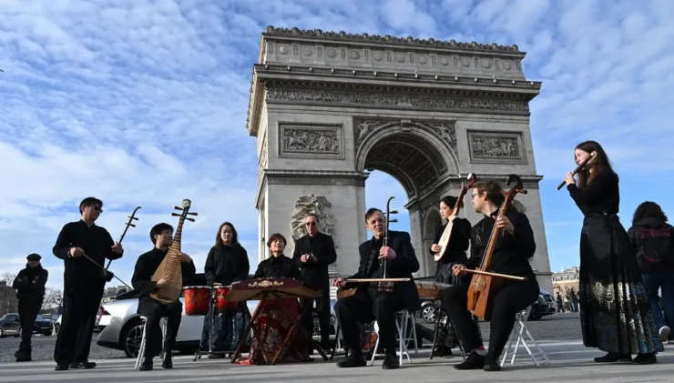 fete-lune-paris-13e-orchestre